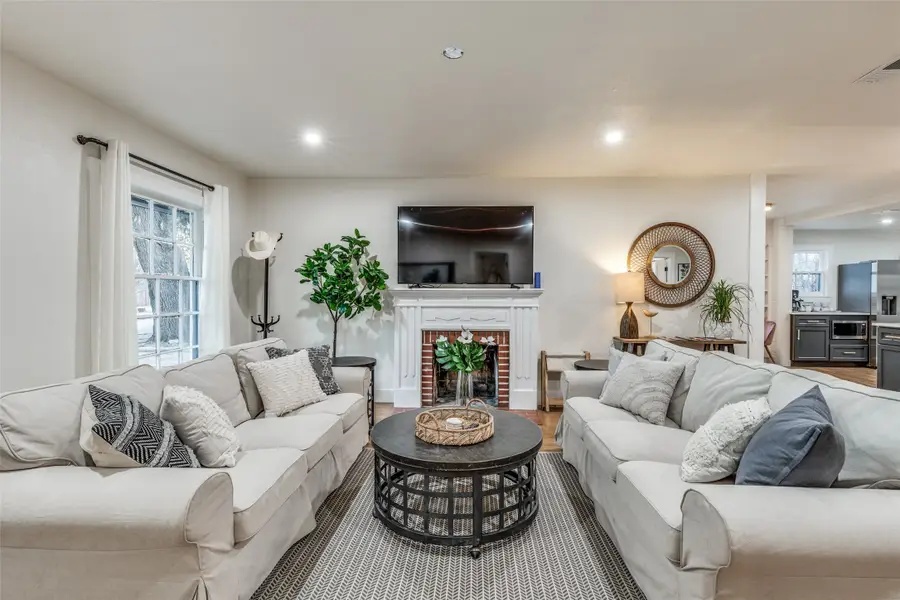 3820 Birchman Avenue, Fort Worth, TX 76107 - Image #3