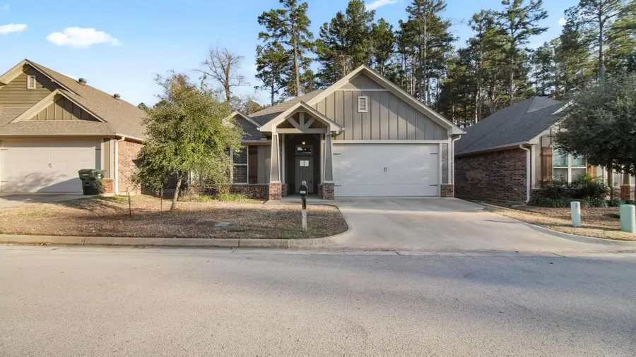 2927 Meadow Brook Trail, Tyler, TX 75701 - #3