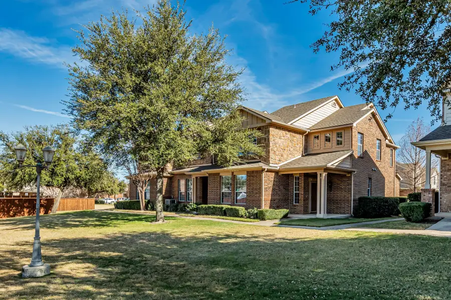 2717 Olympic Park Drive, Grand Prairie, TX 75050 - Image #3