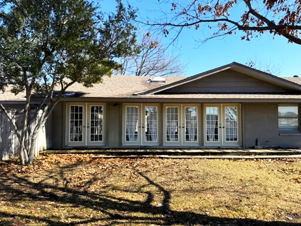 11864 Cold Harbor Lane, Dallas, TX 75244