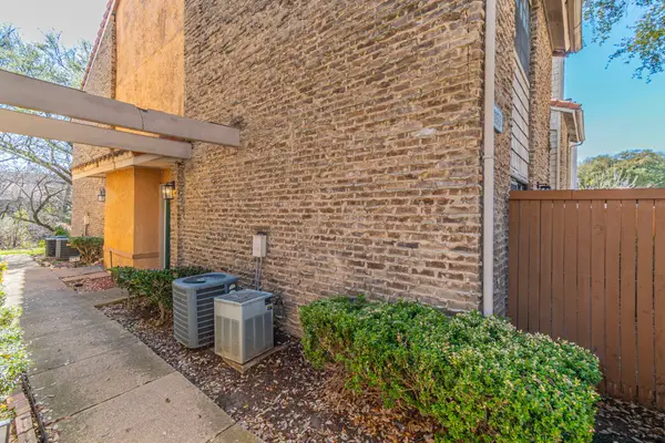 875 Dublin Drive #B, Richardson, TX 75080