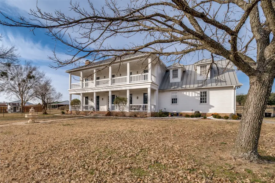 1827 Dr Sanders Road, Aubrey, TX 76227 - Image #3