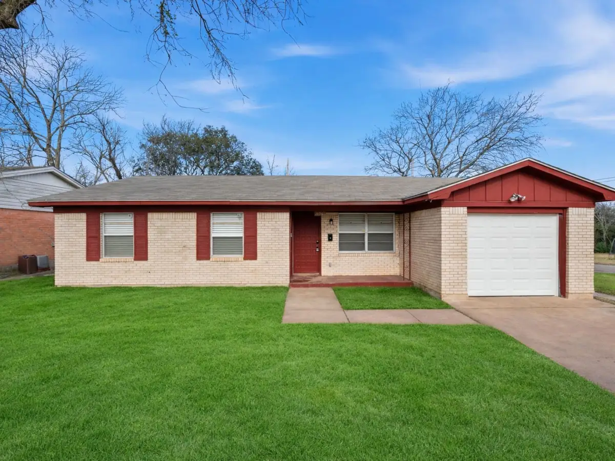 3901 Hiland Drive, Waco, TX 76711 - #1