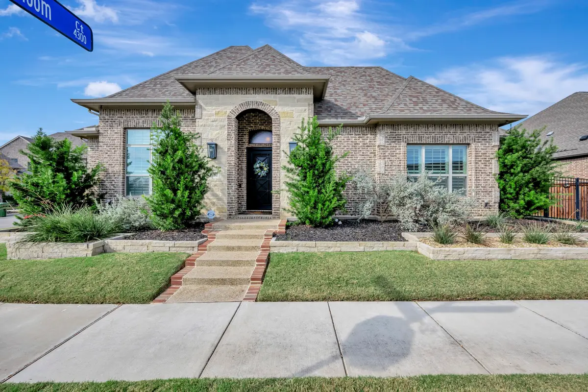 1201 White Squall Trail, Arlington, TX 76005 - Image #1