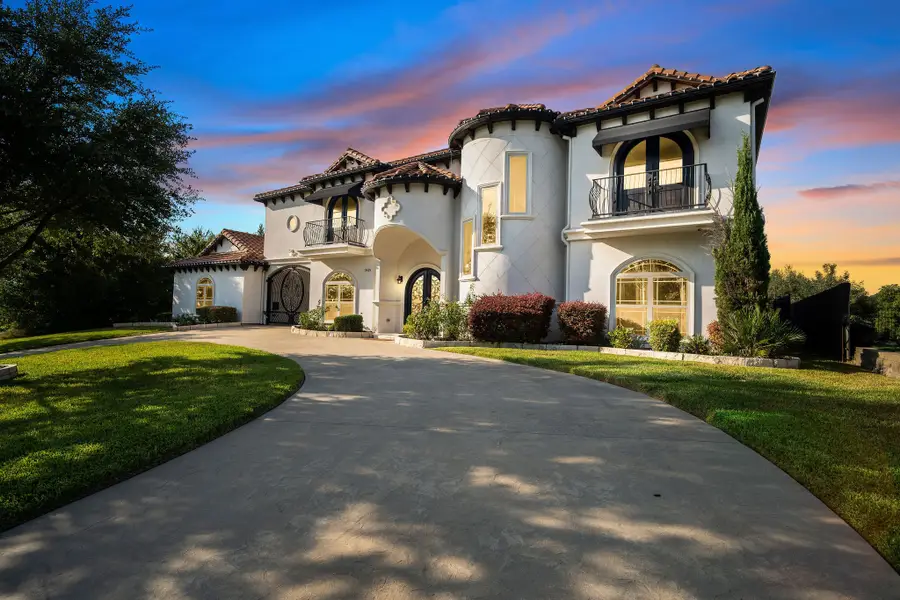 2629 Whispering Oaks Cove, Cedar Hill, TX 75104 - Image #2