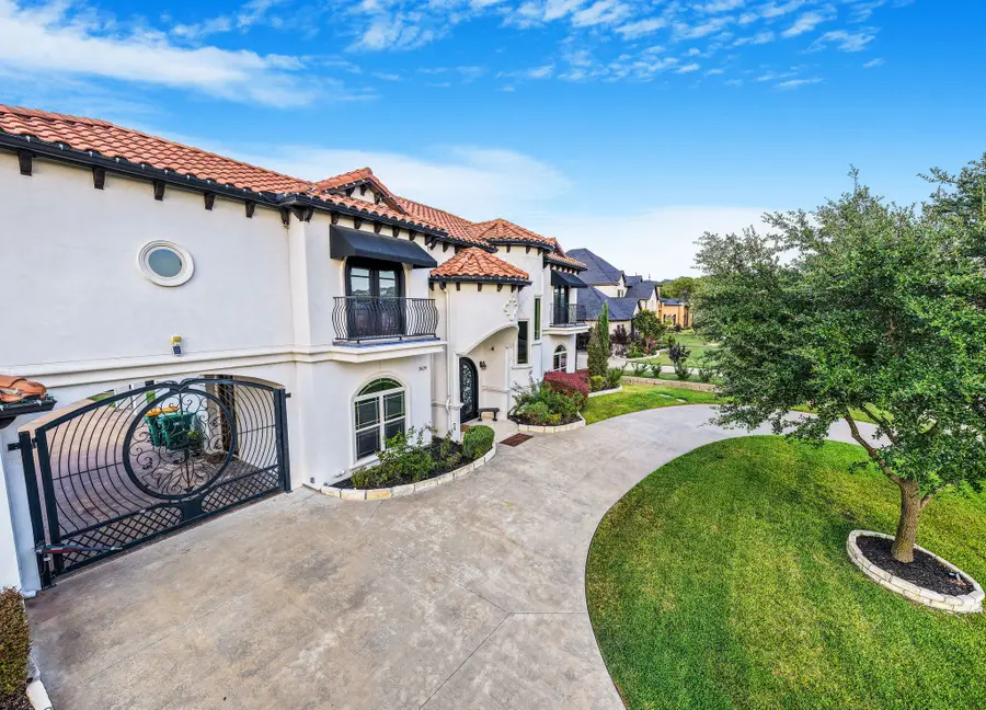 2629 Whispering Oaks Cove, Cedar Hill, TX 75104 - Image #3