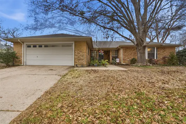 5105 Wind Rock Court, Arlington, TX 76017