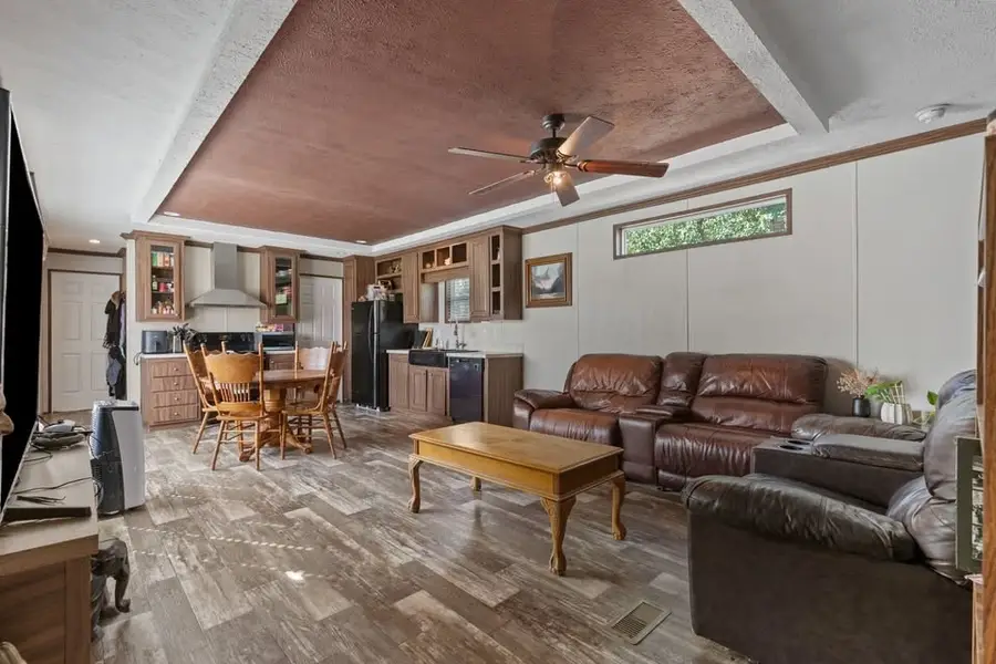 15213 Heavenly Acres Drive, Willis, TX 77378 - Image #2