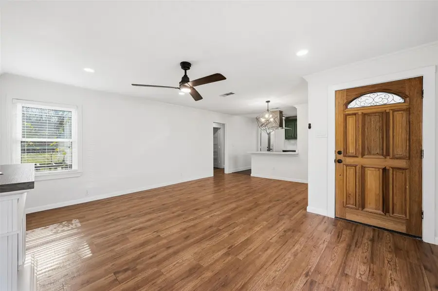 2713 Mission Street, Fort Worth, TX 76109 - Image #3