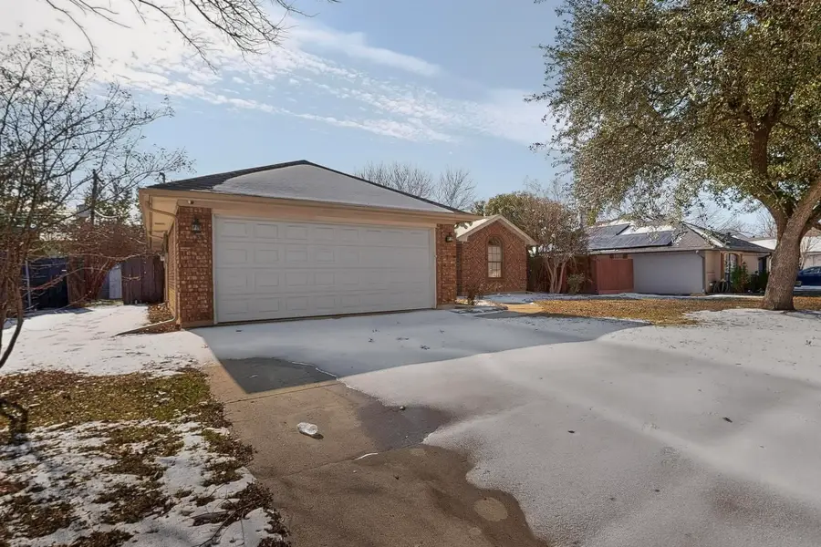 1716 Hastings Drive, Mansfield, TX 76063 - Image #3