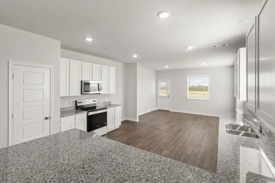 1009 Wind Drift Way, Fort Worth, TX 76131 - Image #2