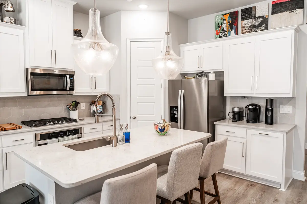 12968 Wymeth Drive, Farmers Branch, TX 75234 - Image #1