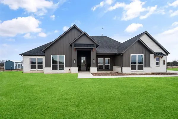 2928 County Road 1110, Celeste, TX 75423