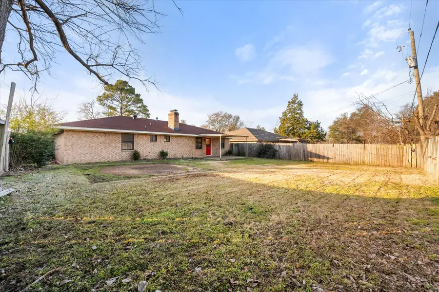 208 Gladstone Avenue, Corsicana, TX 75110 - #3