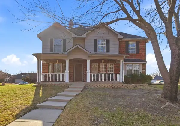 2901 Saint Charles Drive, Mansfield, TX 76063