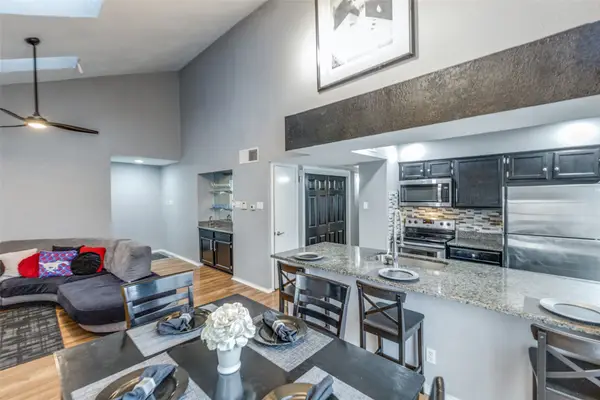 5750 Phoenix Drive #46D, Dallas, TX 75231