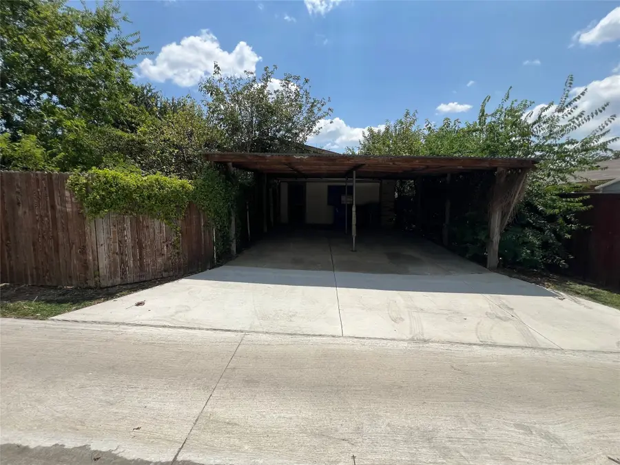 5616 Tucker Street, The Colony, TX 75056 - Image #2