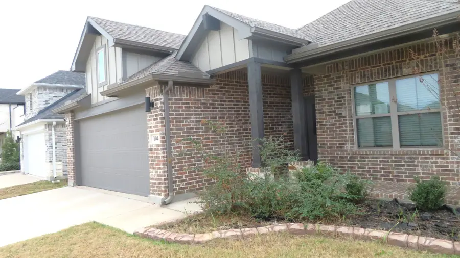 104 Tioga Circle, Waxahachie, TX 75165 - Image #3