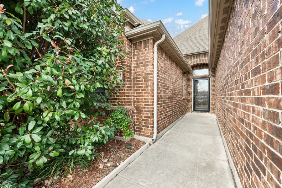 5200 Cross Plains Court, Fort Worth, TX 76126 - Image #3