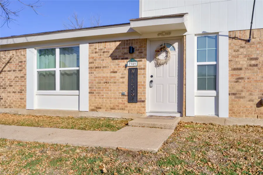 7909 Natalie Drive, Fort Worth, TX 76134 - Image #3