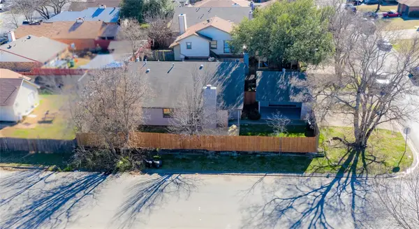 6701 S Creek Drive, Fort Worth, TX 76133