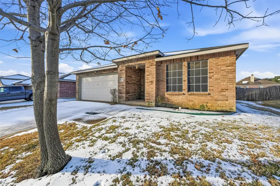 8118 York Beach Place, Arlington, TX 76002 - Image #3