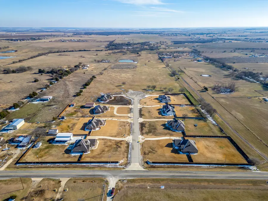 9841 Terry Meadows Lane #N, Grandview, TX 76050 - #3