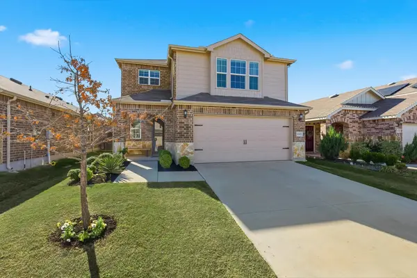 1083 Castroville Drive, Forney, TX 75126