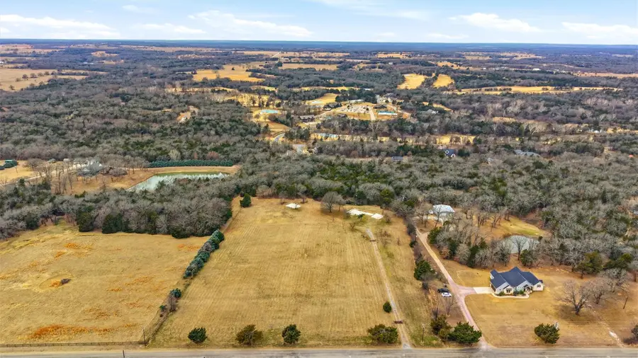 1809 Rock Creek Road, Gordonville, TX 76245 - Image #2