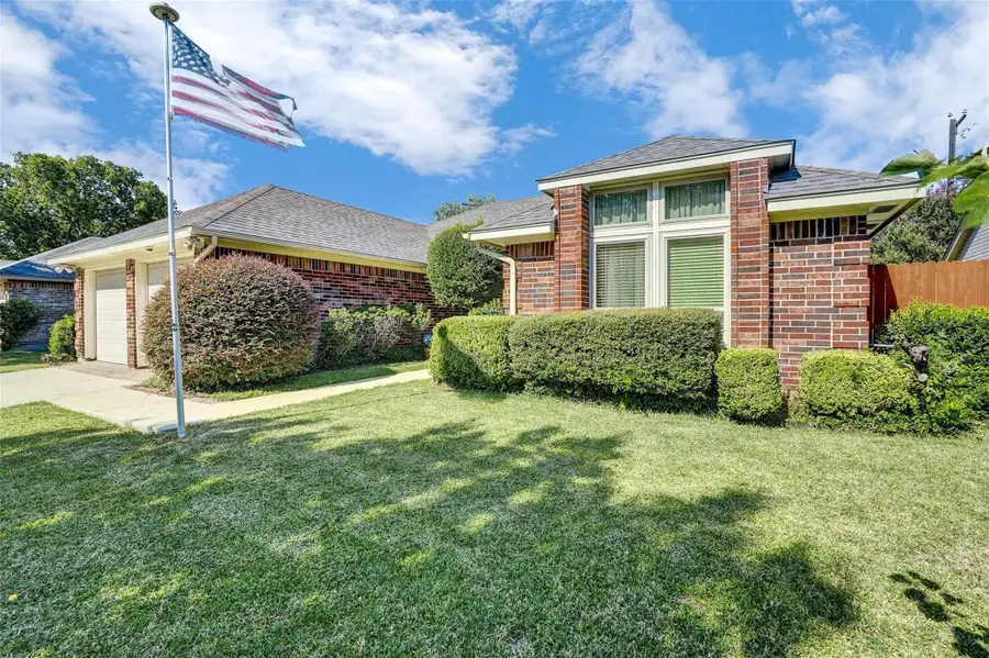 4329 Baldwin Street, Grand Prairie, TX 75052 - Image #3