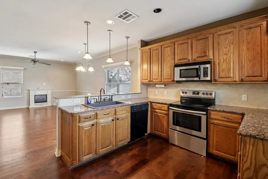 5107 Chesterfield Place, Arlington, TX 76017 - #3