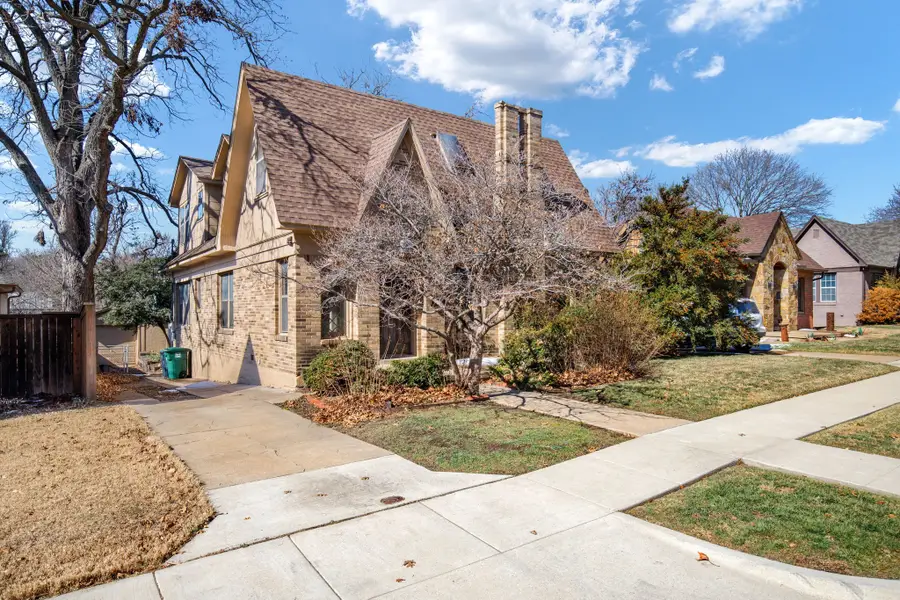 1712 Frederick Street, Fort Worth, TX 76107 - Image #2