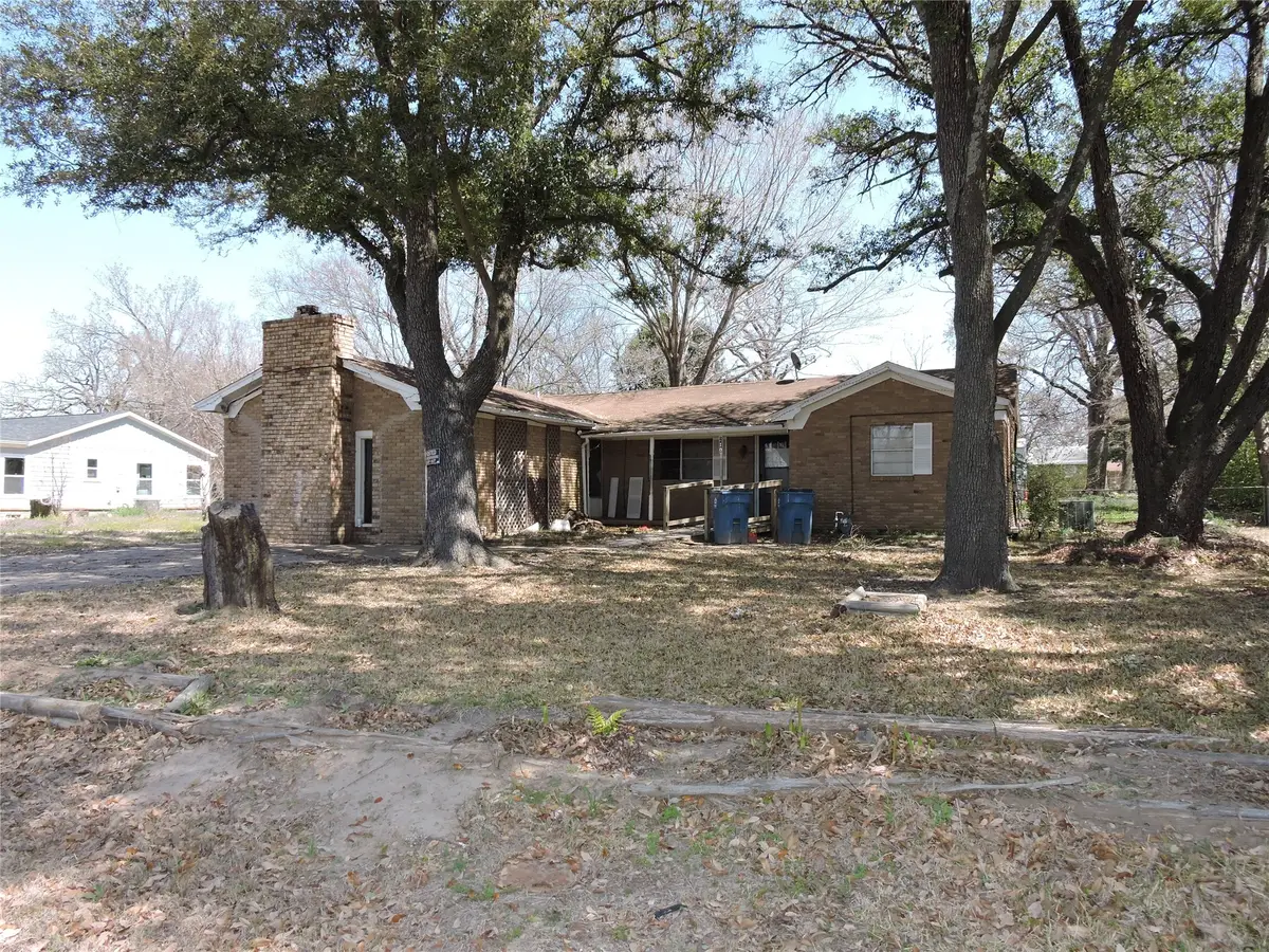 210 N College Street, Malakoff, TX 75148 - Image #1