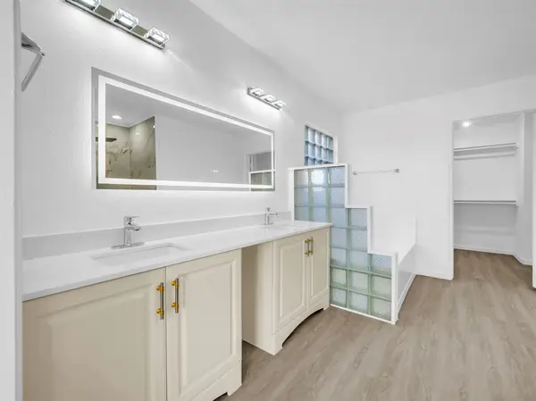 5310 Vista Verde Drive, Arlington, TX 76017