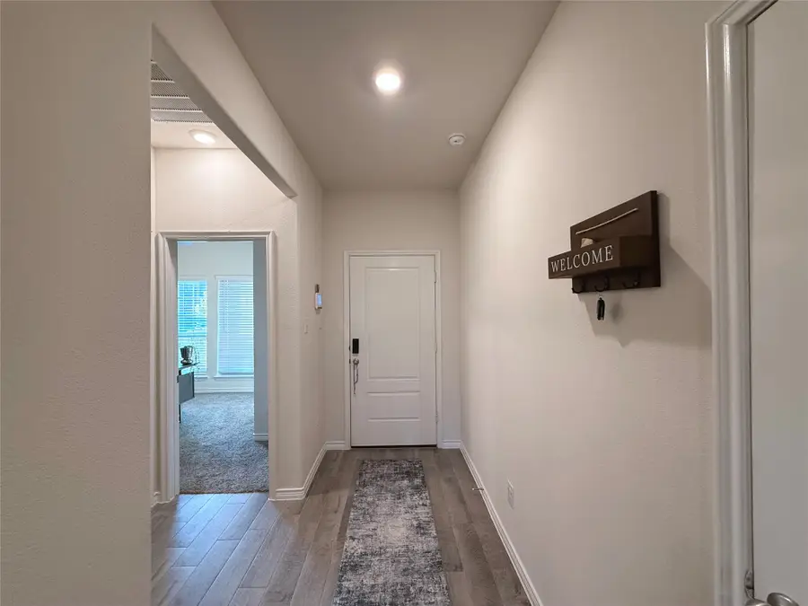 11008 Summer Rain Boulevard, Aubrey, TX 76227 - Image #3