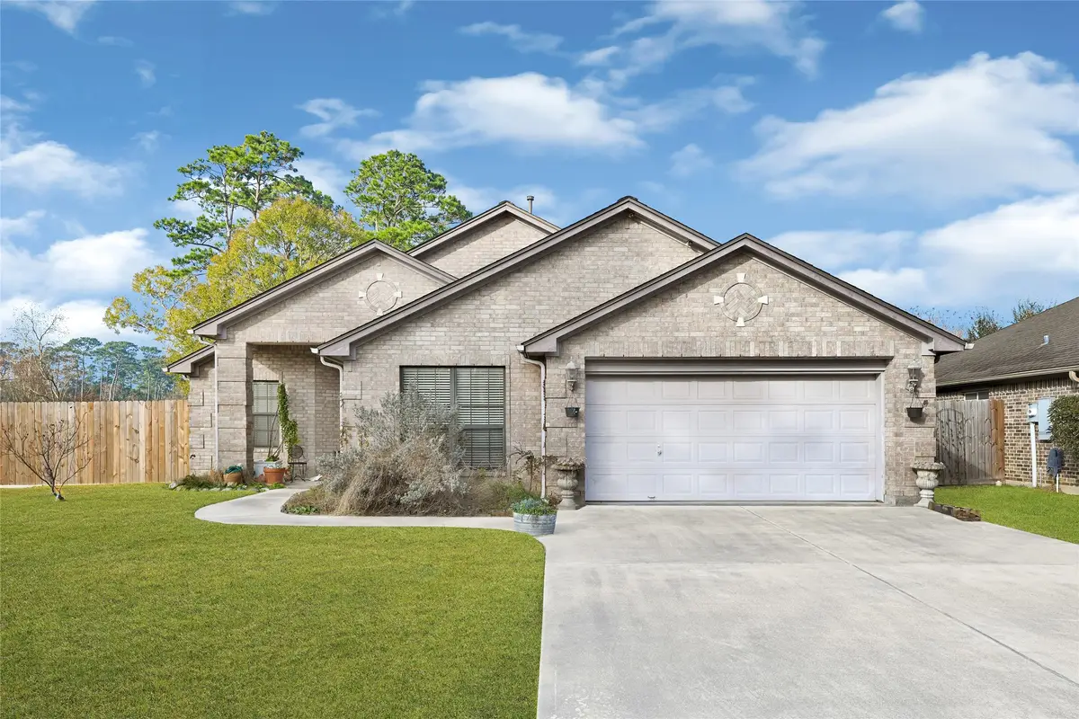 5112 Bayou Drive, Dickinson, TX 77539 - Image #1