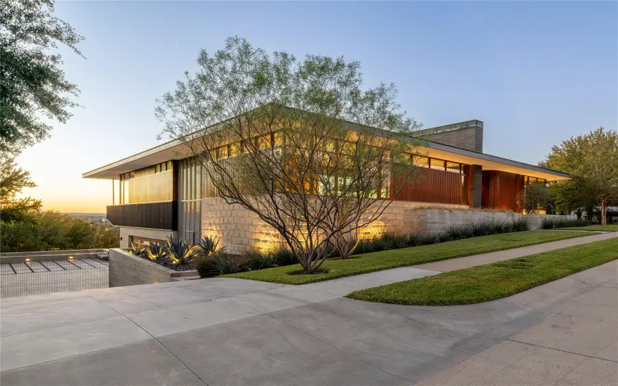 3736 Aviemore Drive, Fort Worth, TX 76109 - Image #2