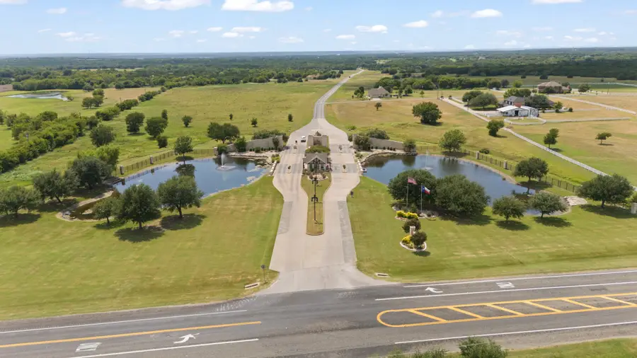 1392 Spanish Oak Trail, Whitney, TX 76692 - #3