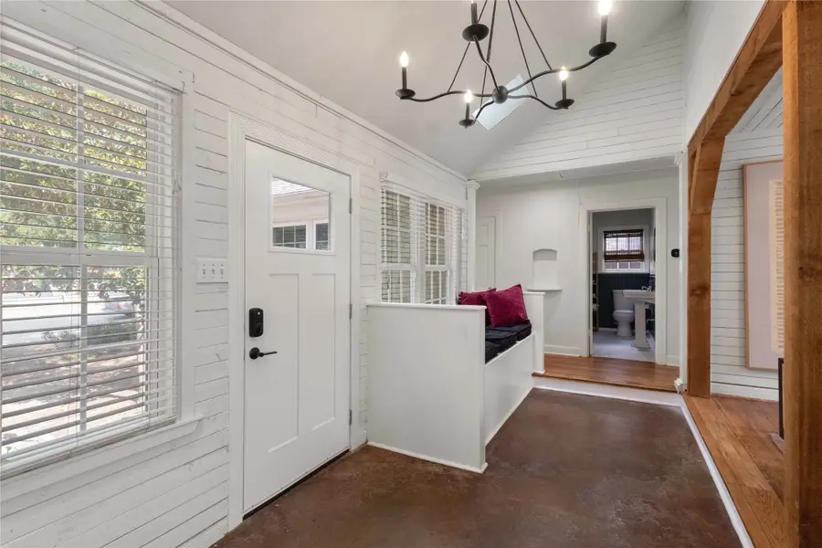 619 N Hampton Road, Dallas, TX 75208 - #3