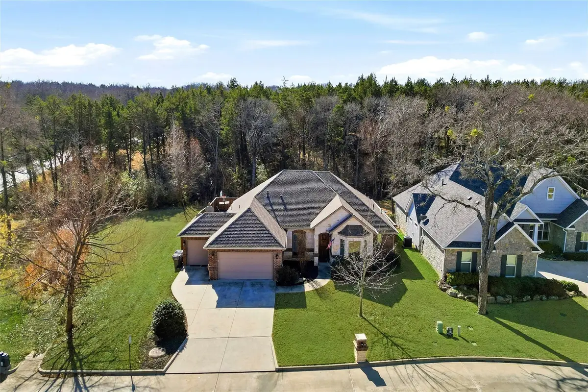 21 Lone Oak Boulevard, Pottsboro, TX 75076 - Image #1