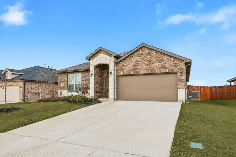 1420 Pleasanton Road, Cleburne, TX 76033 - Image #3