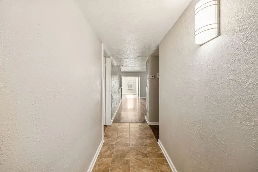 2710 Clover Valley Drive, Garland, TX 75043 - Image #3