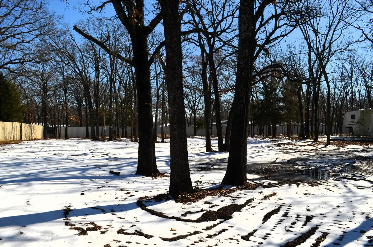 129 Lake Shadows Circle, Gun Barrel City, TX 75156 - Image #1