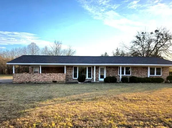 2508 Us-82, Clarksville, TX 75426