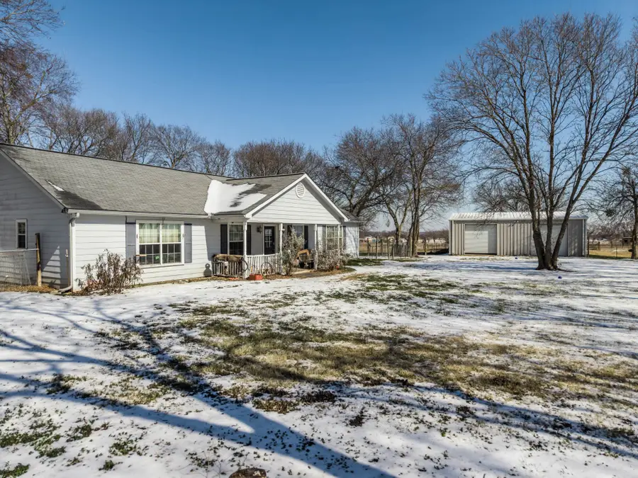 358 E Pecan Street, Waxahachie, TX 75165 - #2