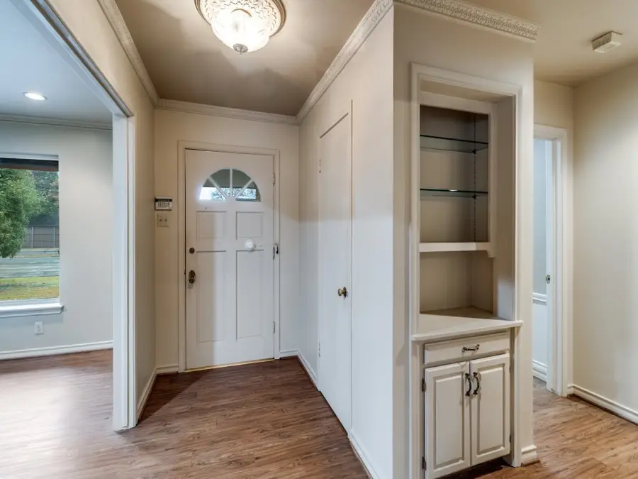 6130 Walnut Hill Lane, Dallas, TX 75230 - Image #3