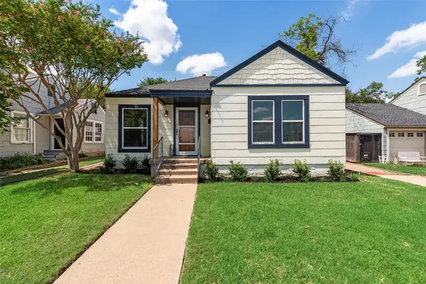 4616 Calmont Avenue, Fort Worth, TX 76107