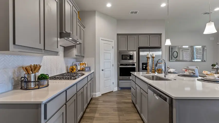 10861 Bloodstone Drive, Fort Worth, TX 76036 - Image #3