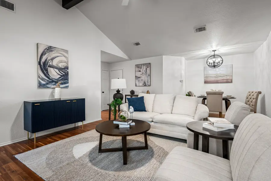 10204 Leatherwood Drive, Fort Worth, TX 76108 - Image #2