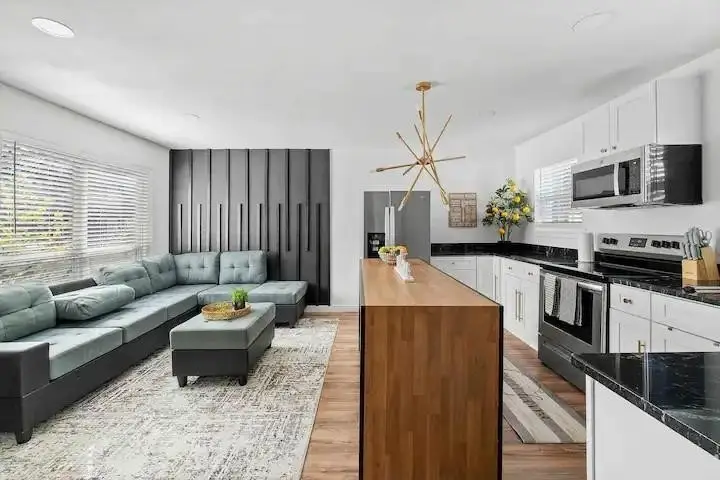 4811 Live Oak Street, Dallas, TX 75204 - Image #3